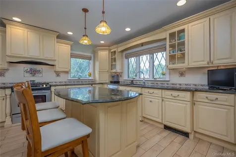 159 Fenimore Road New Rochelle NY 10804