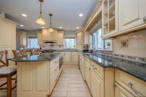 159 Fenimore Road New Rochelle NY 10804