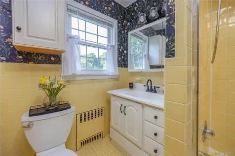 159 Fenimore Road New Rochelle NY 10804