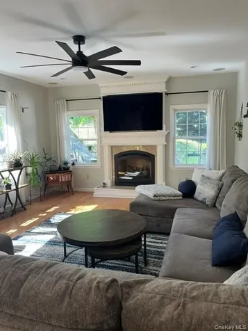 9 Mystic Glen Place Fishkill NY 12524