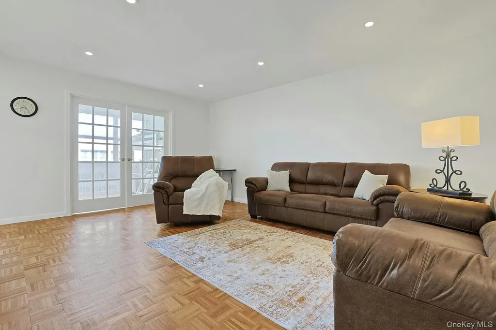 12 Old Mamaroneck Road White Plains NY 10605