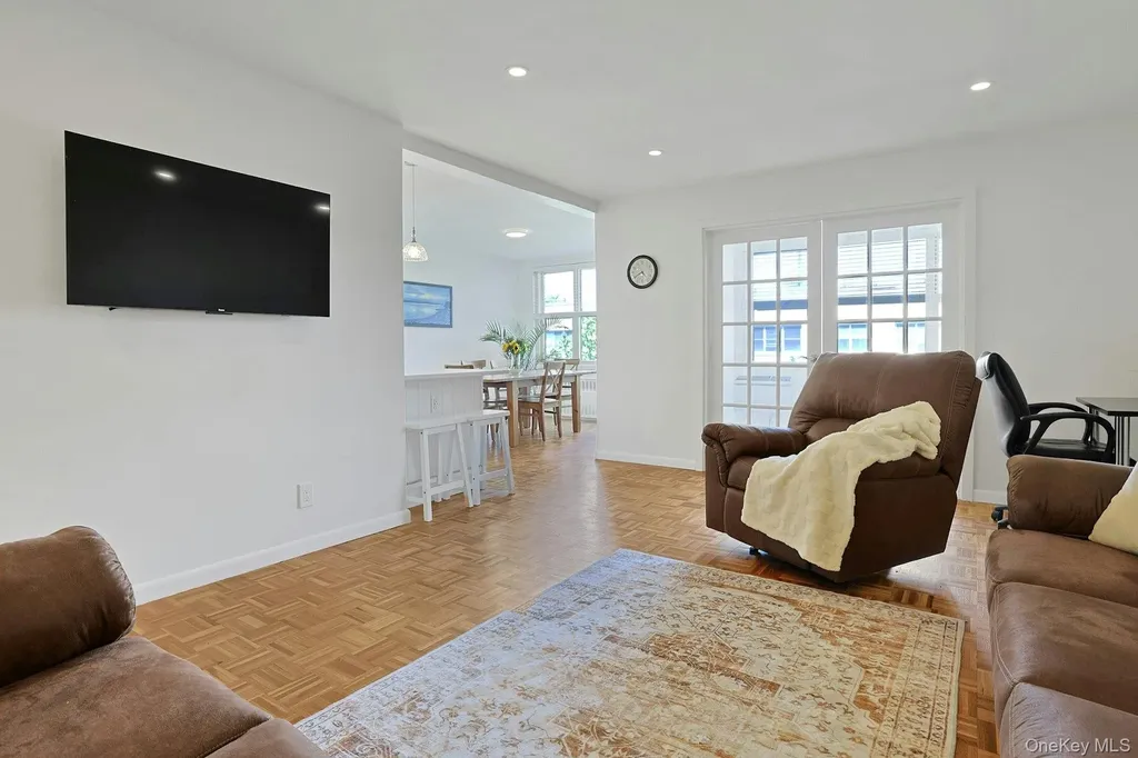 12 Old Mamaroneck Road White Plains NY 10605