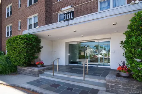 1111 Midland Avenue Bronxville NY 10708