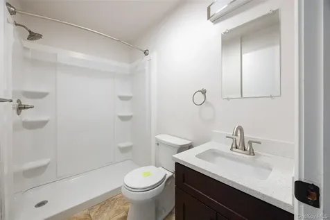 18 Cream Street Hyde Park NY 12538