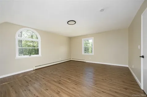 18 Cream Street Hyde Park NY 12538