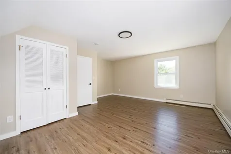 18 Cream Street Hyde Park NY 12538
