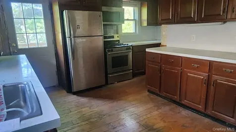 72 Archer Drive Bronxville NY 10708