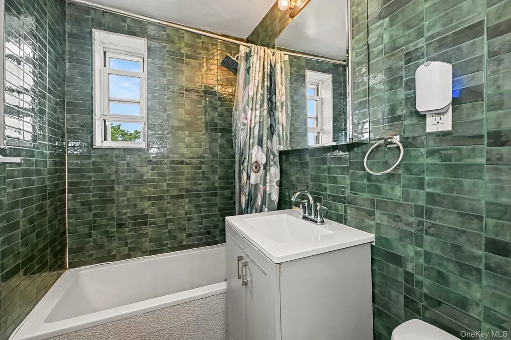 1304 Midland Avenue Yonkers NY 10704