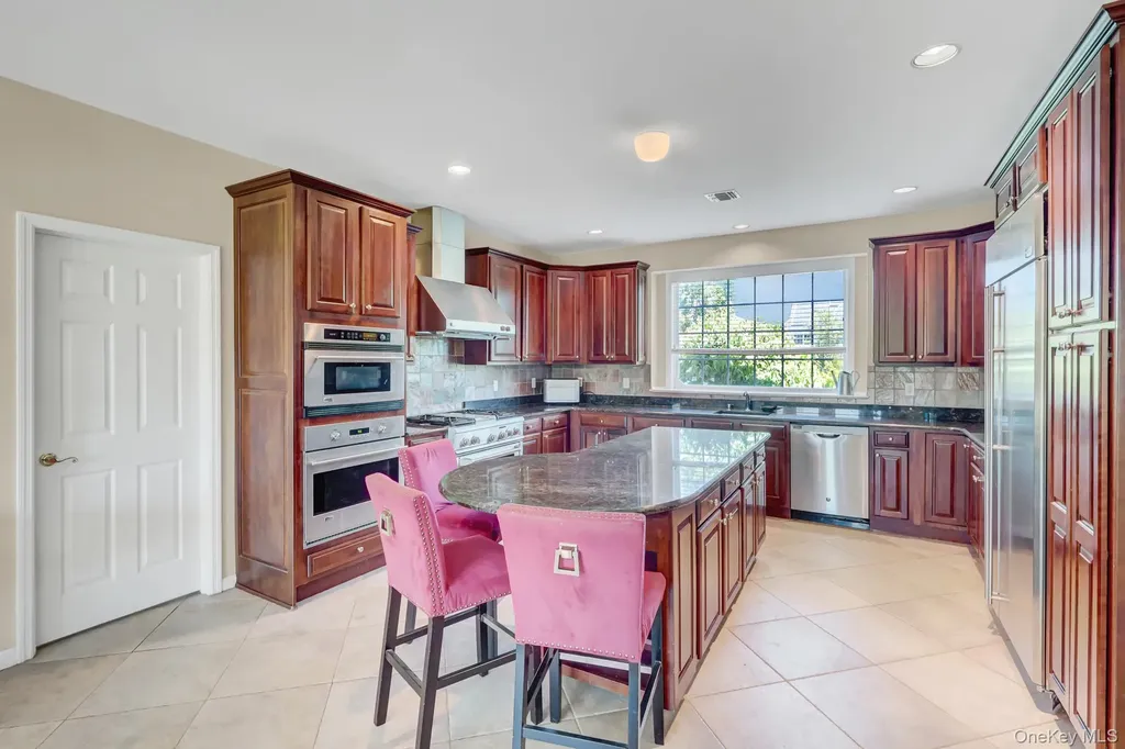 66 Canterbury Drive Wading River NY 11792
