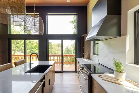 134 Irish Cape Road Napanoch NY 12458