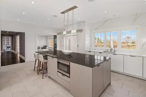 86 Sheather Road Mount Kisco NY 10549