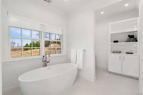 86 Sheather Road Mount Kisco NY 10549