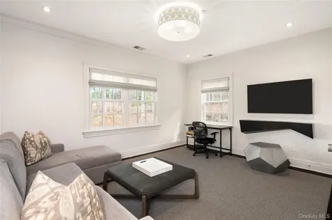 86 Sheather Road Mount Kisco NY 10549