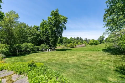 86 Sheather Road Mount Kisco NY 10549