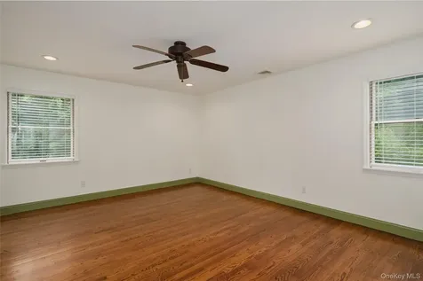 37 Mansion Drive Hyde Park NY 12538