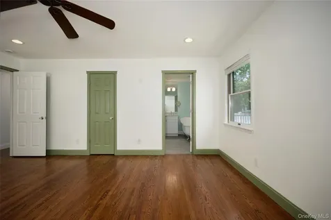 37 Mansion Drive Hyde Park NY 12538