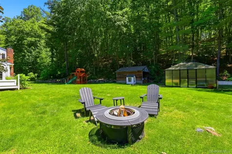 13 Schildbach Road Pound Ridge NY 10576