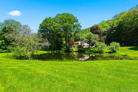 13 Schildbach Road Pound Ridge NY 10576
