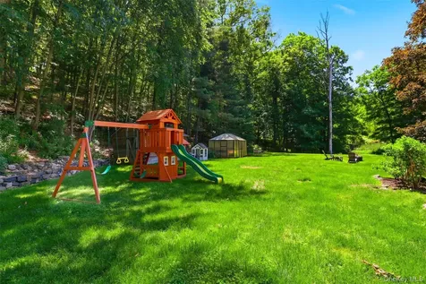 13 Schildbach Road Pound Ridge NY 10576