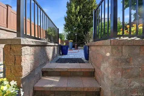 1020 Mclean Avenue Yonkers NY 10704