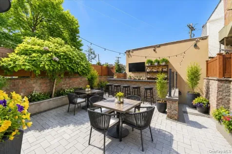1020 Mclean Avenue Yonkers NY 10704
