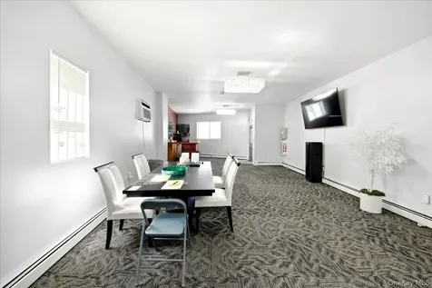 1020 Mclean Avenue Yonkers NY 10704