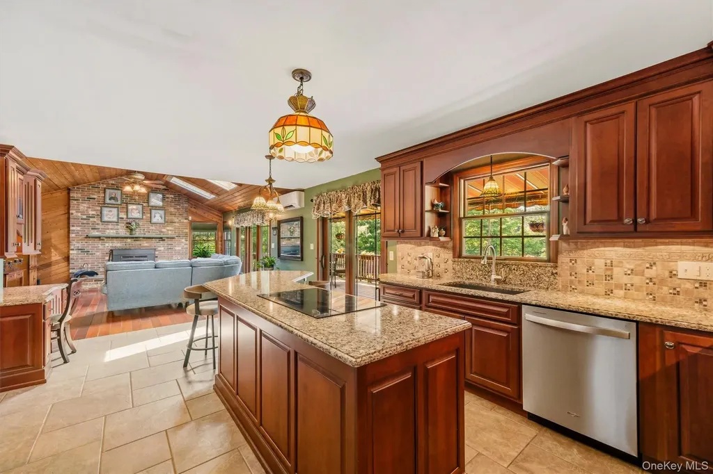 309 Beattie Road Washingtonville NY 10992