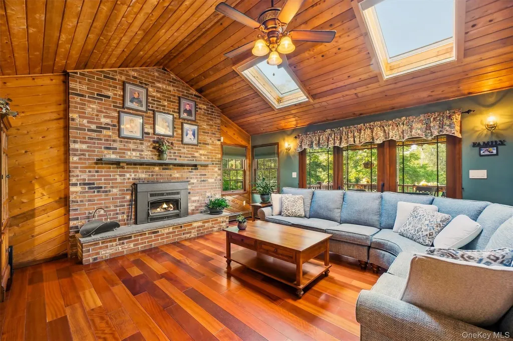 309 Beattie Road Washingtonville NY 10992