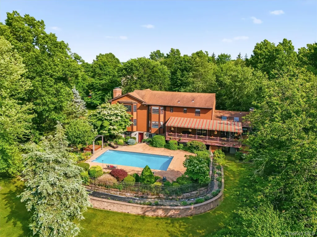309 Beattie Road Washingtonville NY 10992