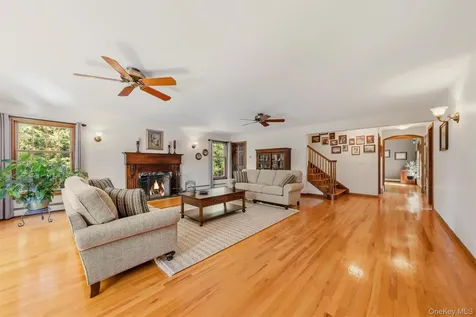309 Beattie Road Washingtonville NY 10992