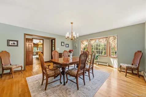 309 Beattie Road Washingtonville NY 10992