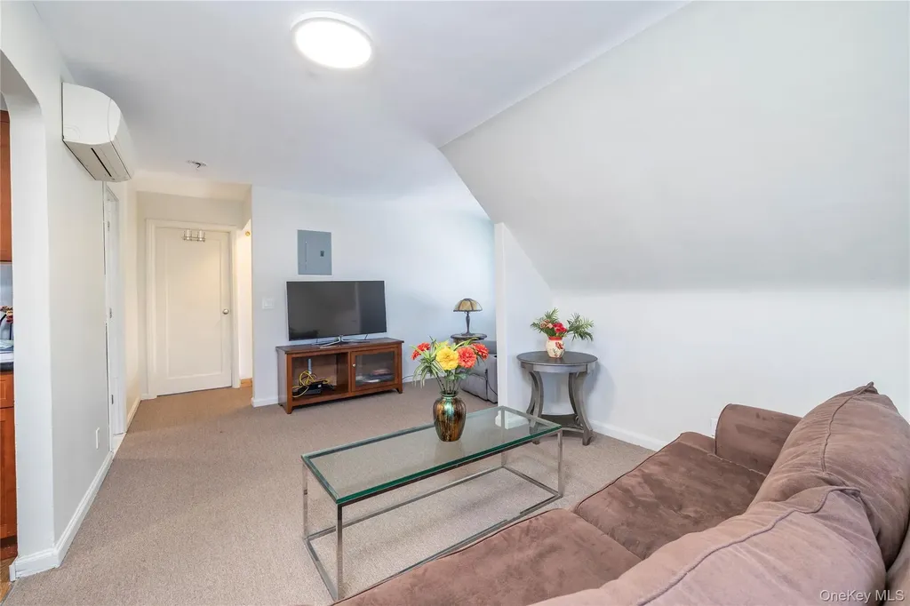 57 Island Parkway Island Park NY 11558