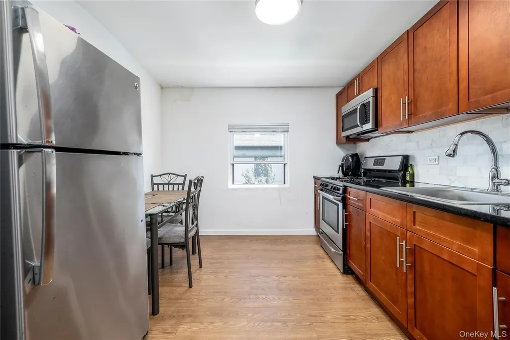 57 Island Parkway Island Park NY 11558