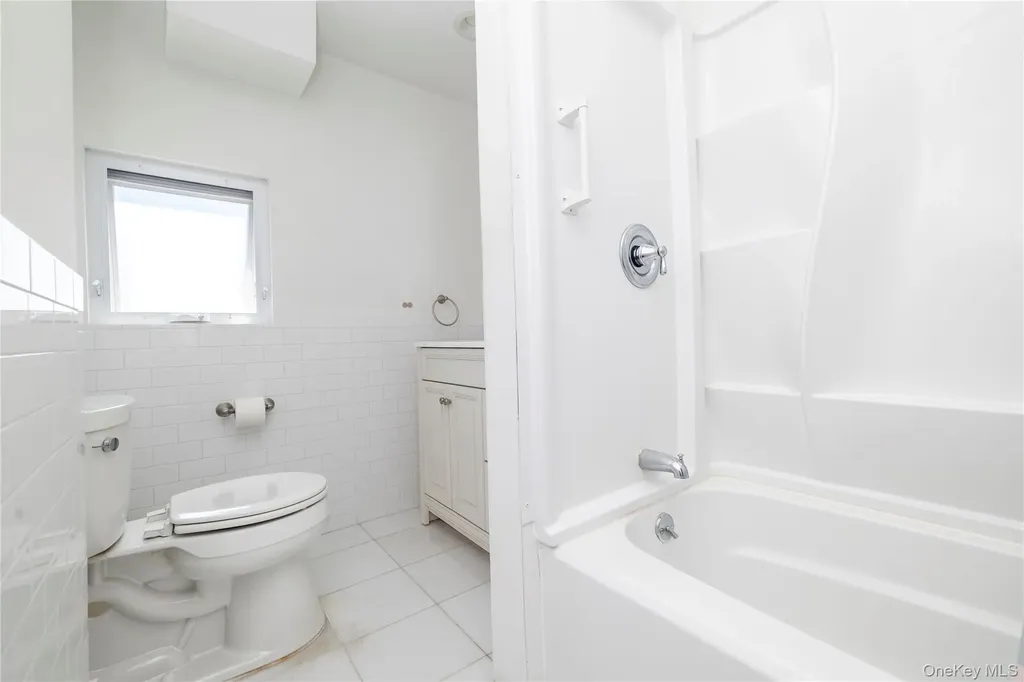 57 Island Parkway Island Park NY 11558