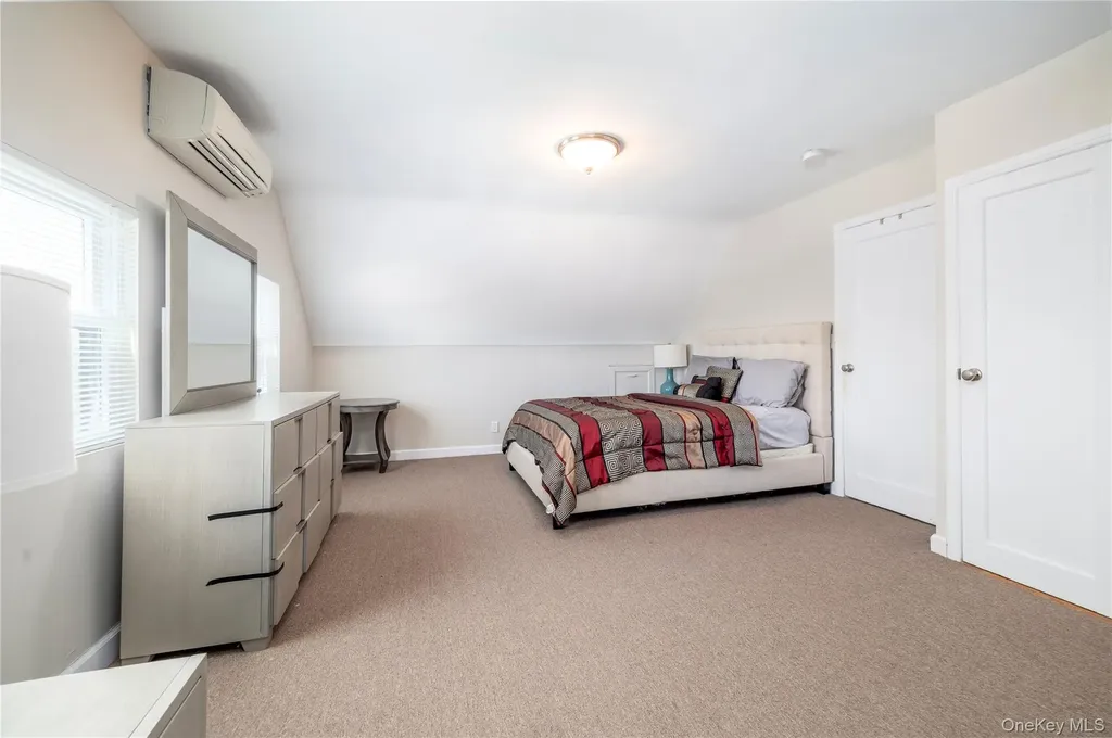 57 Island Parkway Island Park NY 11558