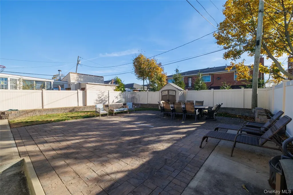 57 Island Parkway Island Park NY 11558