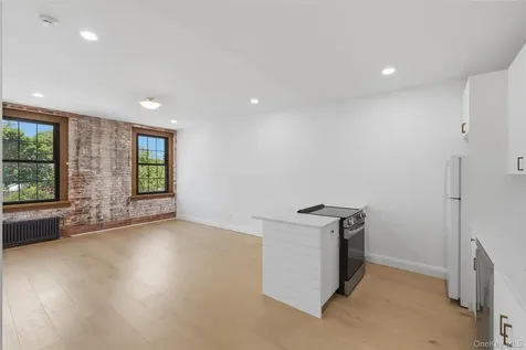 207 Main Street Beacon NY 12508