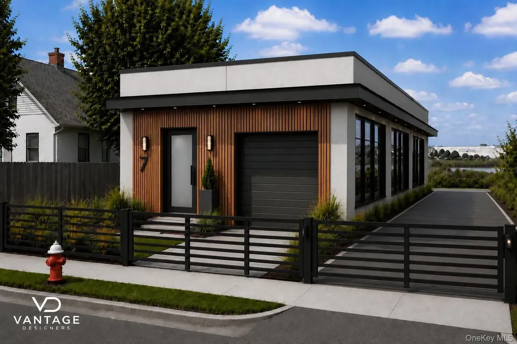7 Reyem Drive Lawrence NY 11559
