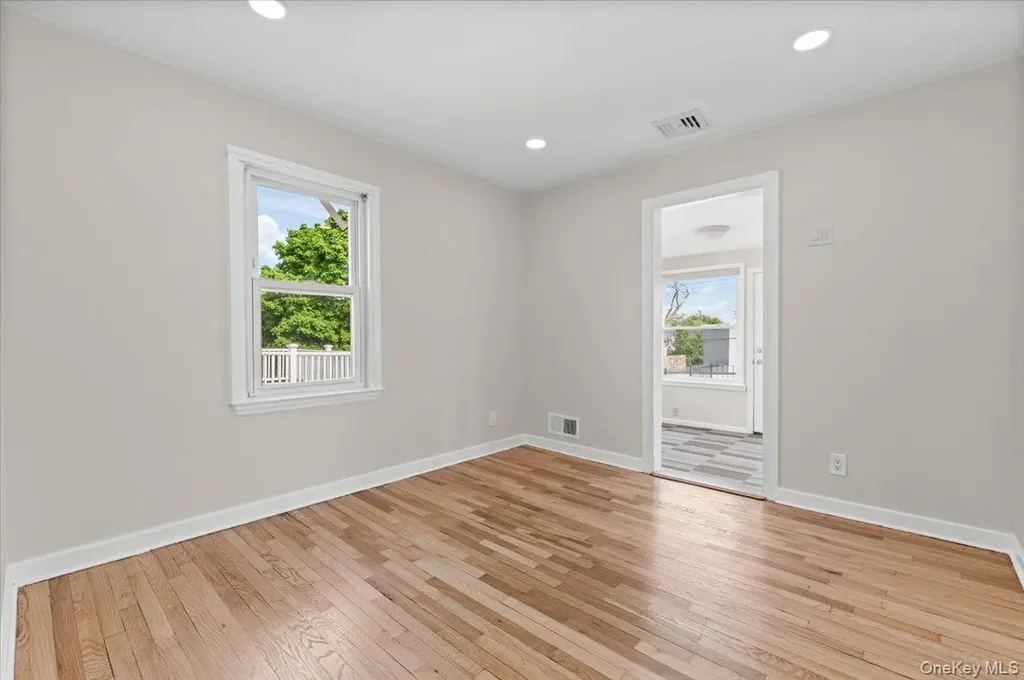 530 Washington Boulevard Long Beach NY 11561