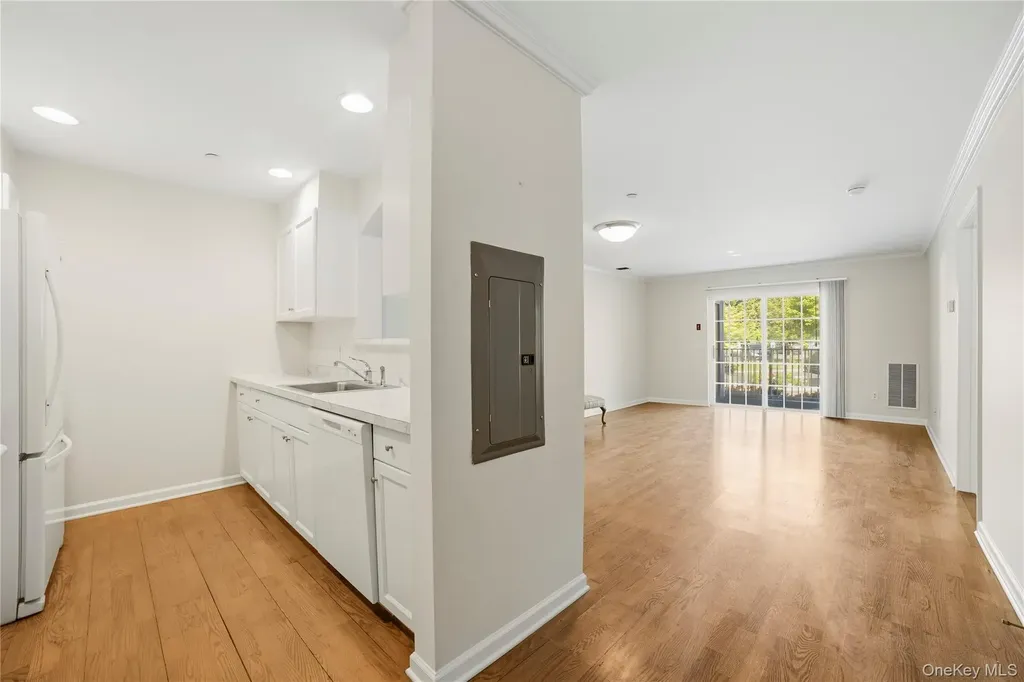 100 Woodcrest Lane Mount Kisco NY 10549