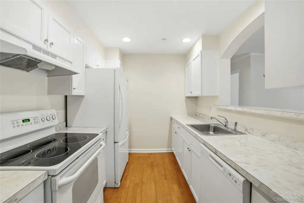 100 Woodcrest Lane Mount Kisco NY 10549