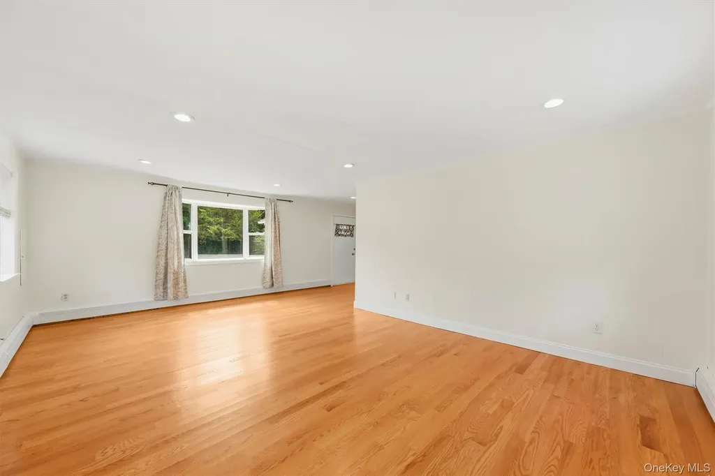 159 Ressique Street Stormville NY 12582