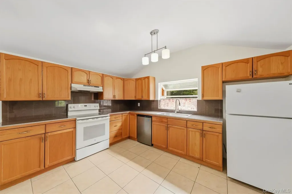 159 Ressique Street Stormville NY 12582