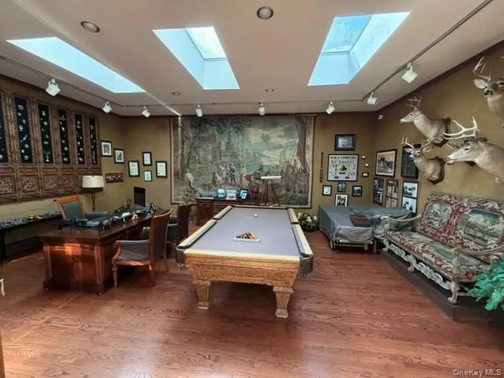 247 Barrett Road Lawrence NY 11559