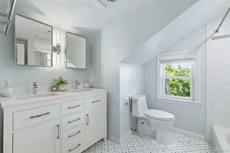 1415 Park Avenue Mamaroneck NY 10543