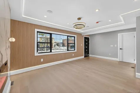 147-72 Huxley Street Rosedale NY 11432