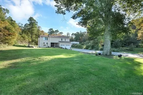 63 Whitetail Run Chester NY 10918