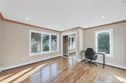 63 Whitetail Run Chester NY 10918