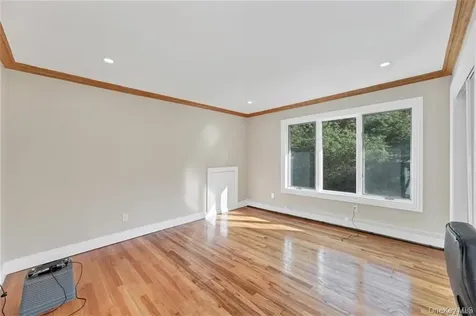 63 Whitetail Run Chester NY 10918