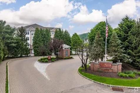 811 Regency Drive Fishkill NY 12524